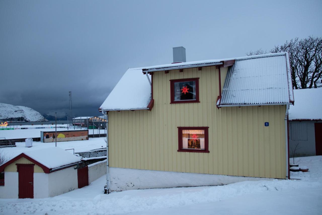 Sørvágur Cosy Old House Vagar Next To Mykinesヴィラ エクステリア 写真